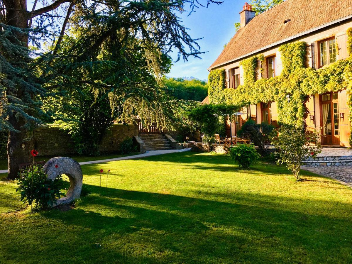 Hotel L'Orée du Mans Sillé-le-Philippe Exterior foto